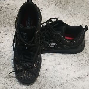 SKECHERS WOMEN WORK SHOES w/ Steel Toes & Slip Resistant Bkack Sz 8 (38)
